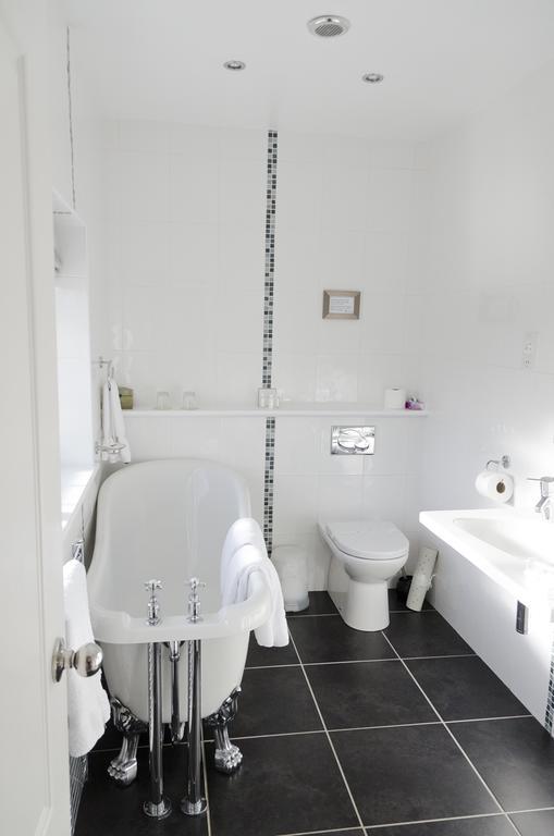 White-Sails Bed & Breakfast Stratford-upon-Avon Room photo